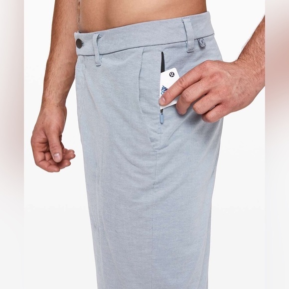 Lululemon Commission Short Qwick Oxford 11" *Relaxed, Size 32 - Picture 5 of 10